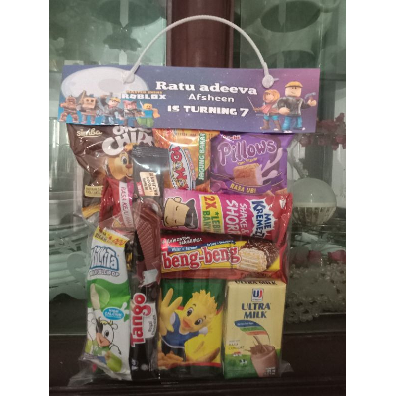 

Paket Snack ultah Free Label + Card Costum