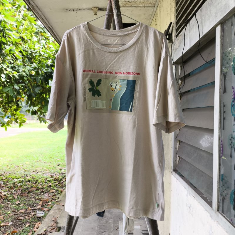 Uniqlo UT X Animal Crossing Tshirt Brown