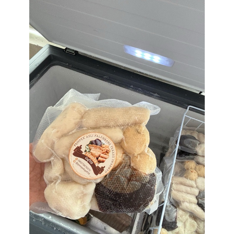 

pempek palembang asli