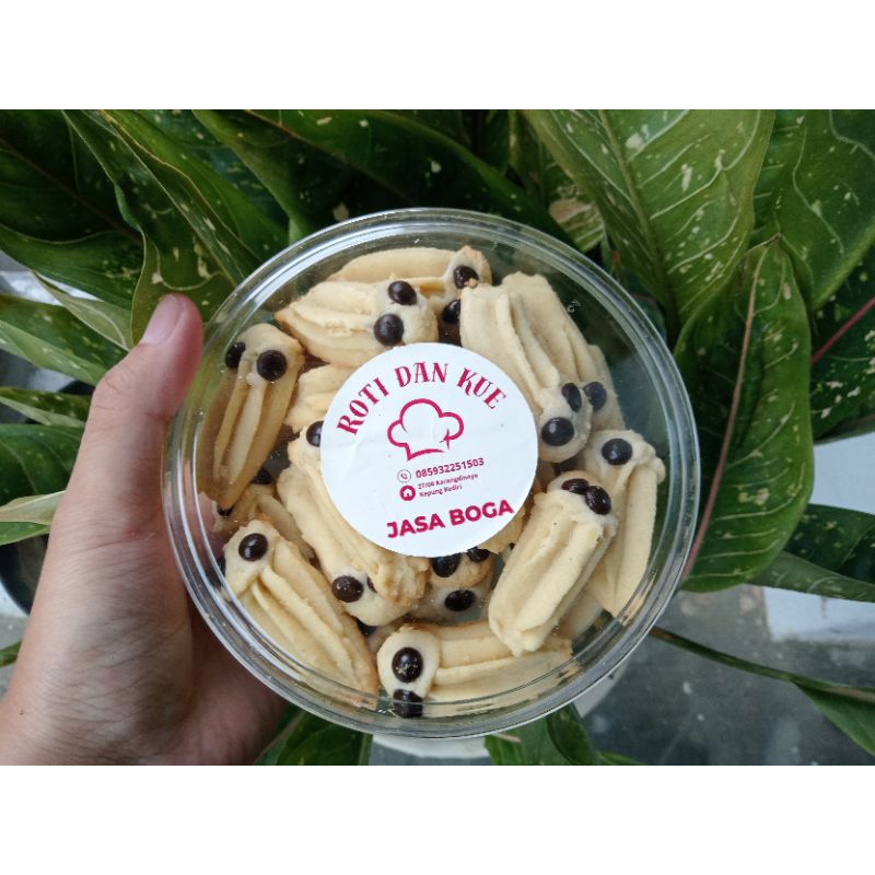 

KUE SEMPRIT ULAR KUE KERING KUE ENAK KUE LUCU KUE ASUL ASUL