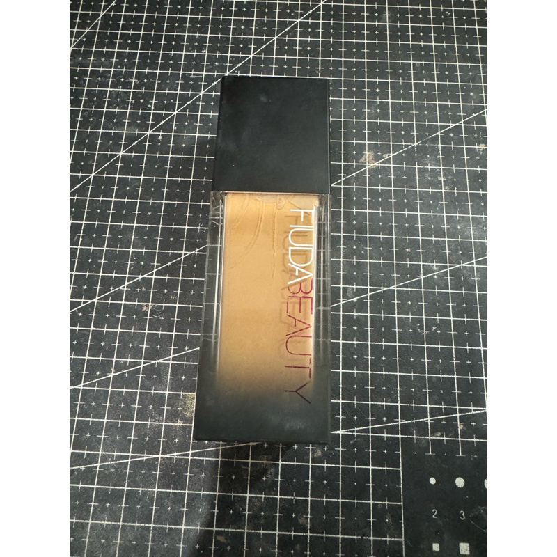 Huda Beauty matte foundation