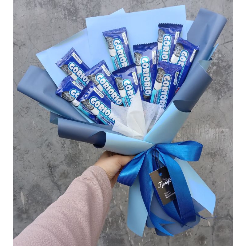 

fycraft / buket snack / buket snack murah / hadiah ulta / hadiah wisuda / buket snack gorio / buket snack pillow