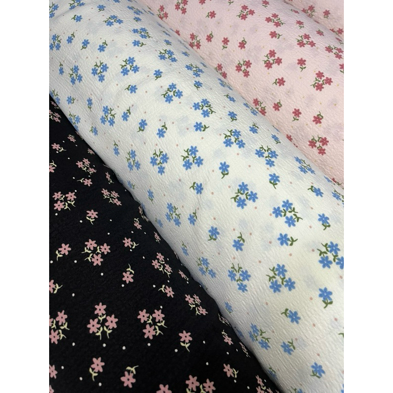 KAIN CRINKLE MOTIF BUNGA LILY