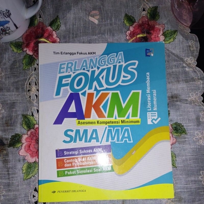 Erlangga Fokus AKM SMA/MA