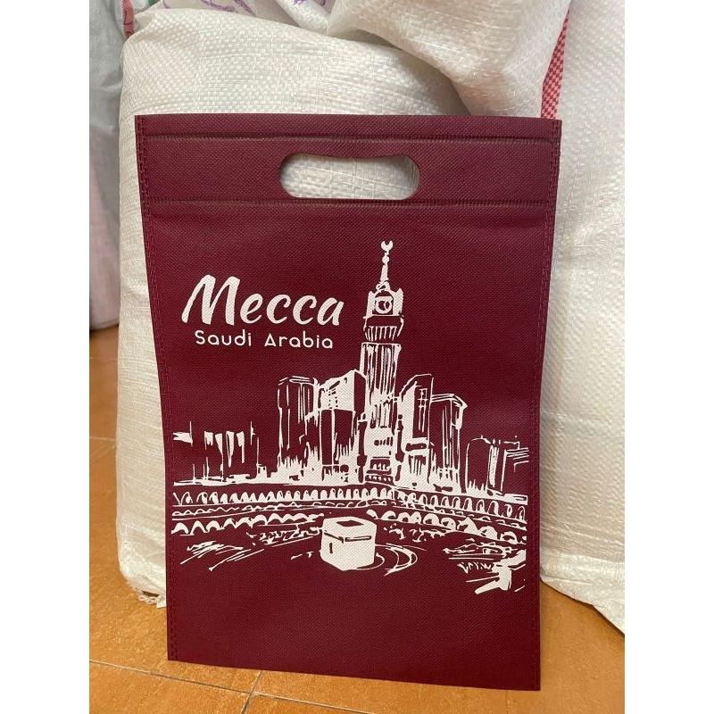 

RB Lusinan Tas Bingkisan Souvenir Haji Umroh Oval uk 20x25 cm Press Plong Murah Simple Unik Siap
