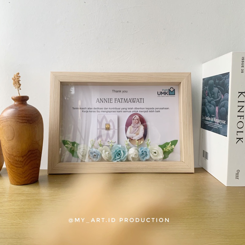 Kado Pensiun Kado pernikahan Bingkai kado gift wedding