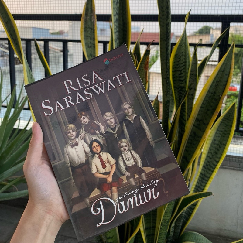 [PRE-LOVED] Buku DANUR - Risa Saraswati