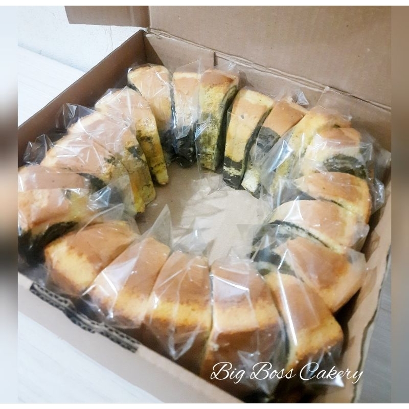 

Big Boss Cakery MARBLE CAKE BOLU MARMER ORIGINAL POTONG FOR SHARING PARTY