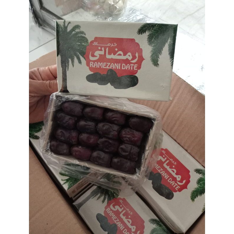 

KURMA BAM ANGGUR RAMEZANI 12PACK / 1 KARTON