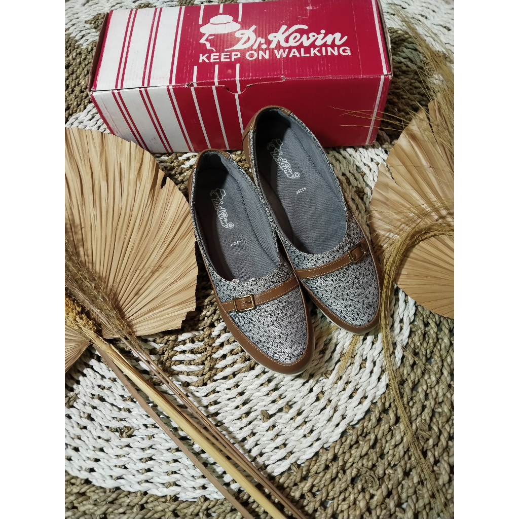 Dr.Kevin sepatu wanita flat shoes