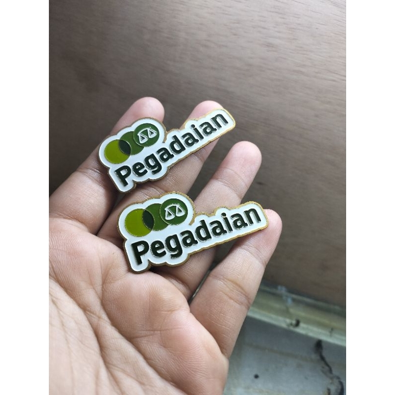 pin custom logo pegadaian bahan kuningan
