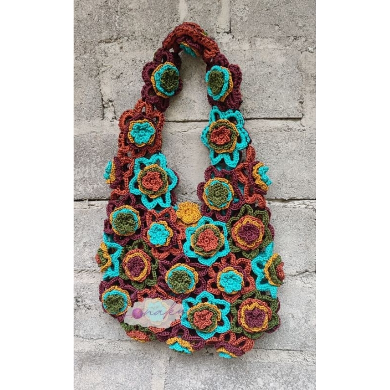 Arisha Bag Bunga Rajut Timbul by Lonaku / Tas Rajut Bunga Timbul Arisha / Tas Rajut Bunga Etnic Unik