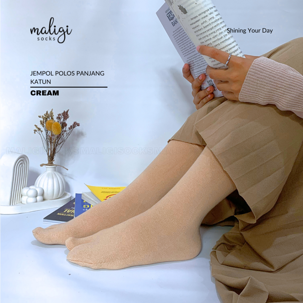 Maligi, kaos kaki jempol polos panjang  pria/wanita tebal (bahan katun)