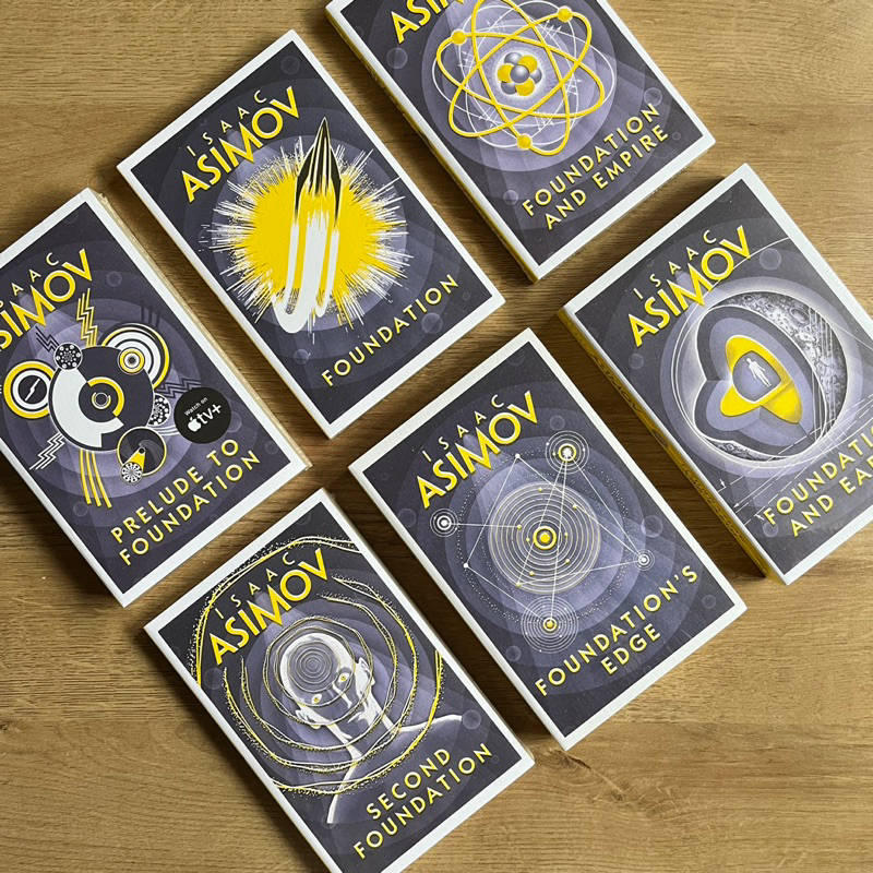 Isaac Asimov : Foundation Series & Robot Series