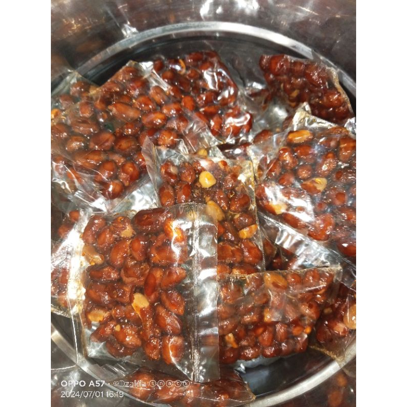 

Kacang Balado Pedas Manis || PEKANBARU