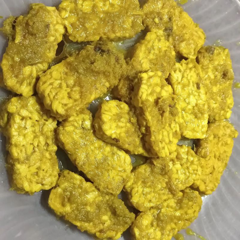 

1 pcs Tempe Ungkep Bumbu Kuning