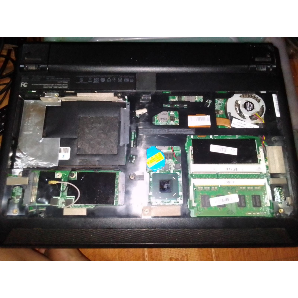 Motherboard Lenovo E130 + Proc. Intel Core I3 Lengkap