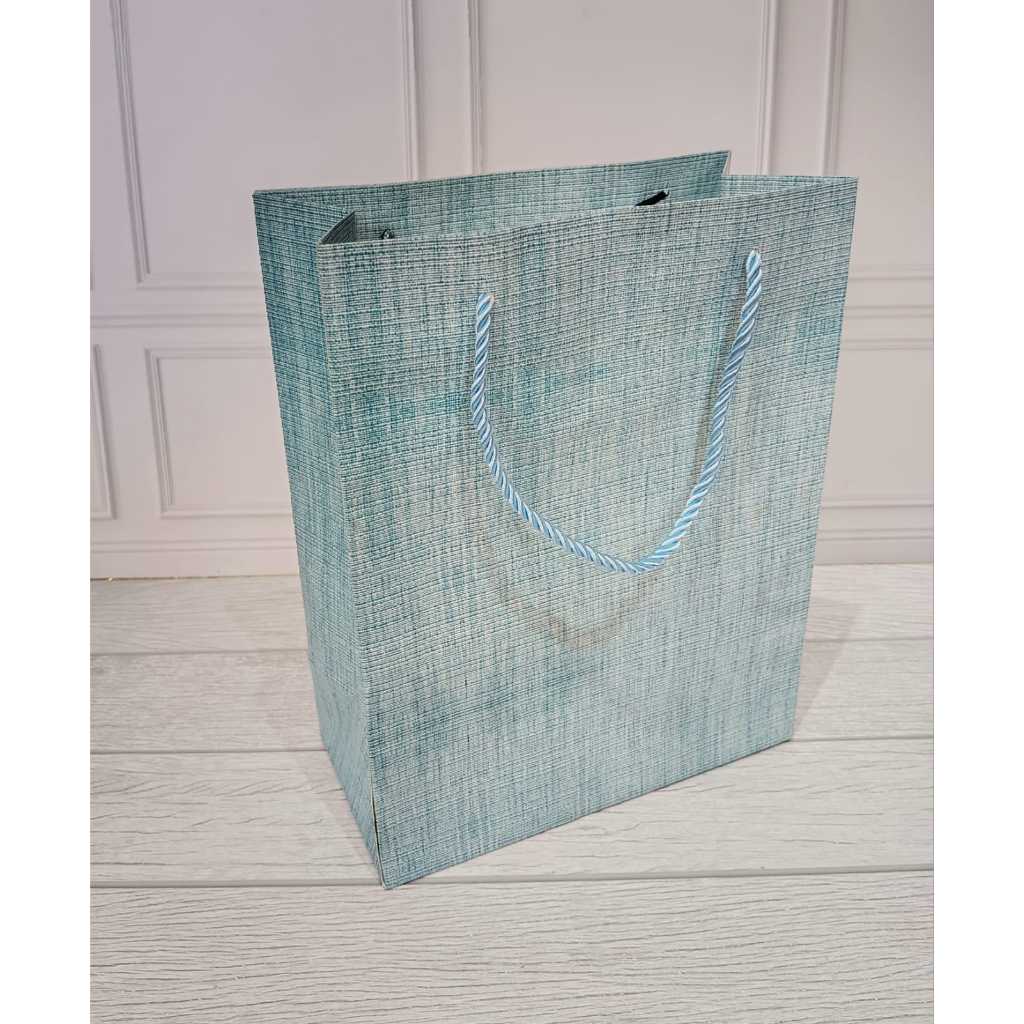 PAPER BAG POLOS TEBAL UKURAN 19,5X9,5X24,5 CM/PAPER BAG UKURAN KECIL