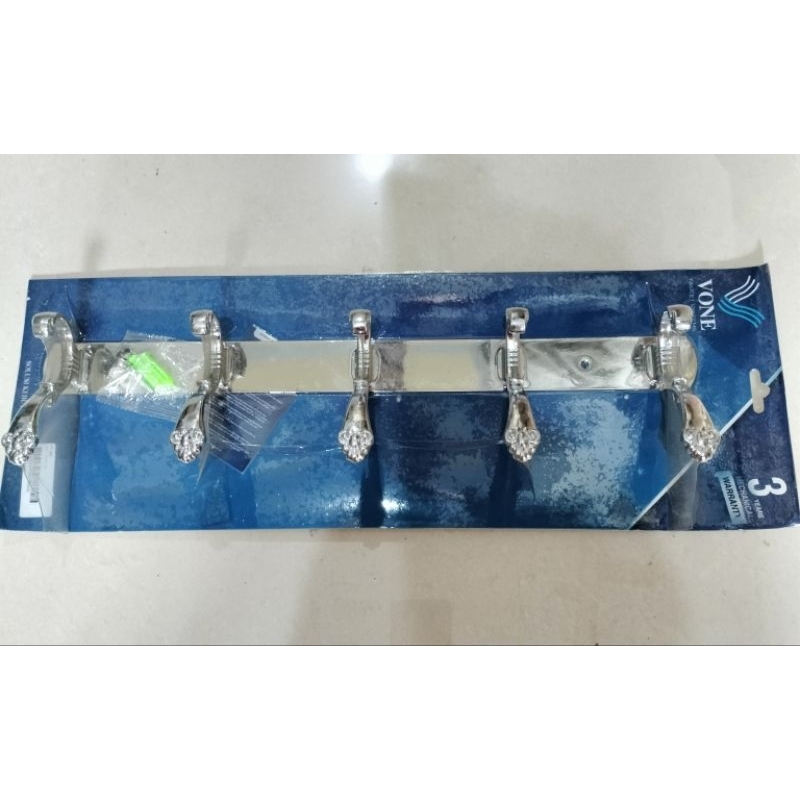 gantungan baju kamar mandi / gantungan handuk kamar mandi