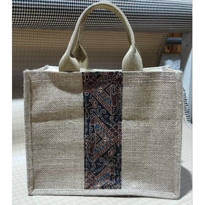 Tas Goni Batik 301025 Kombinasi Penutup Resleting pakai furing