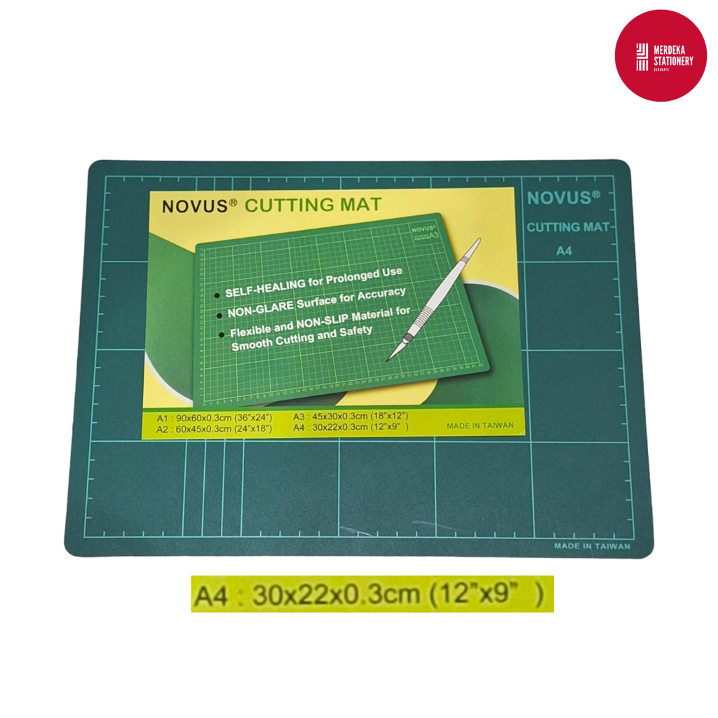 

Cutting/Cuting Mat/Mate/Alas/Tatakan Potong/Memotong/Pemotong Kertas A4 NOVUS A4 22x30 cm Tebal 0,3 mm