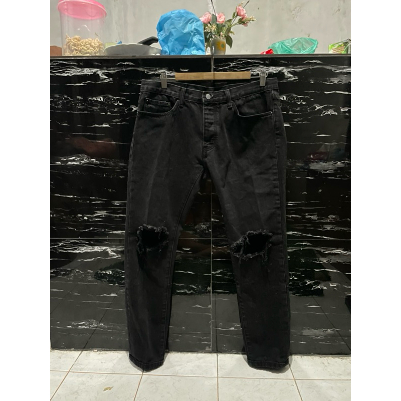 MNML BLACK JEANS