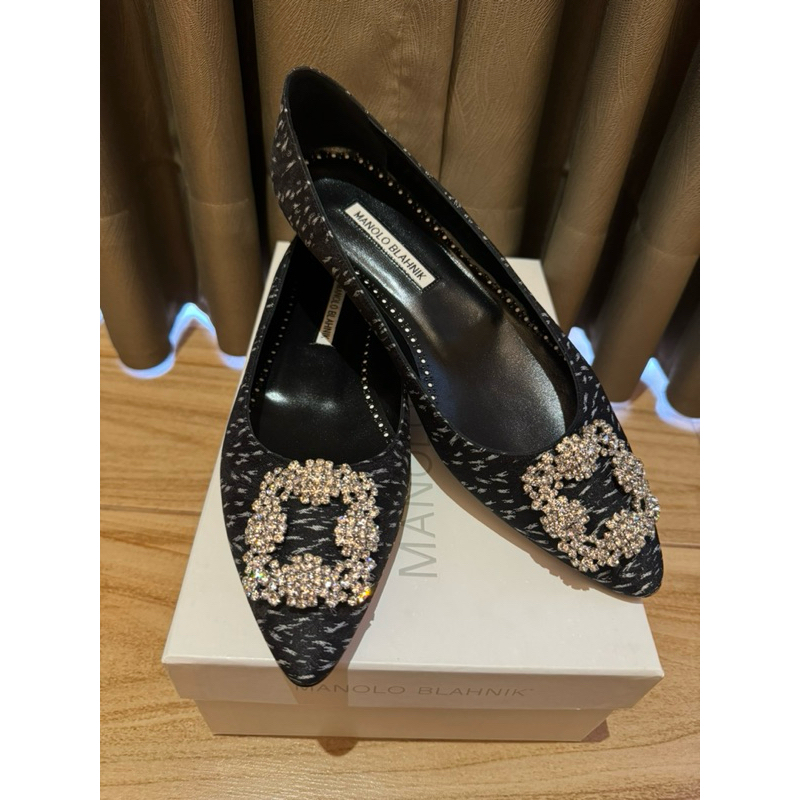 Manolo Blahnik Hangisi Flat Shoes Size 39