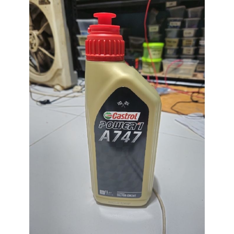 Oli castrol a747 2t Racing