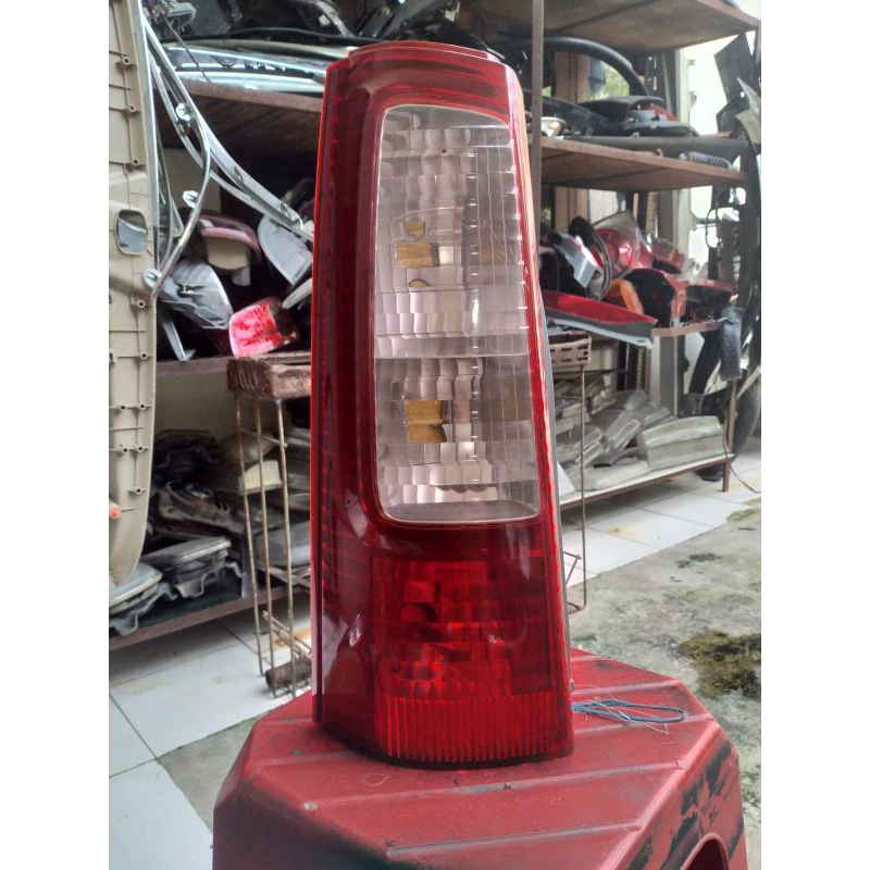 Stoplamp Lampu Belakang Xenia Avanza 2005