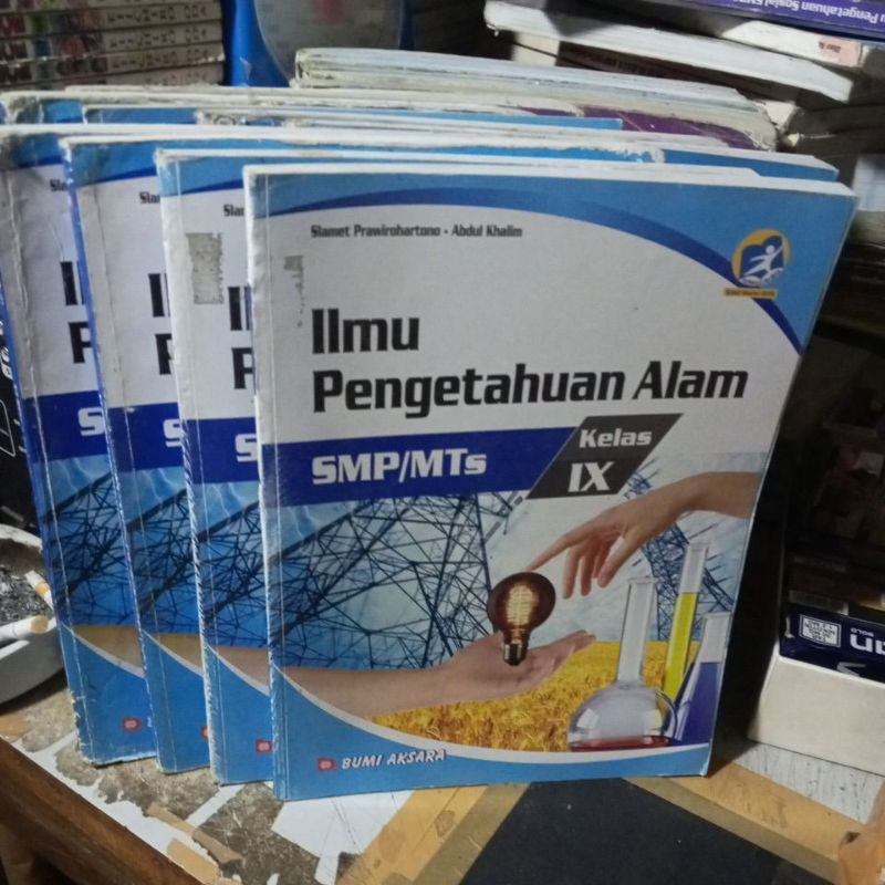 BUKU IPA/ILMU PENGETAHUAN ALAM UNTUK SMP KELAS IX/3/9 REVISI K13 PENERBIT BUMI AKSARA