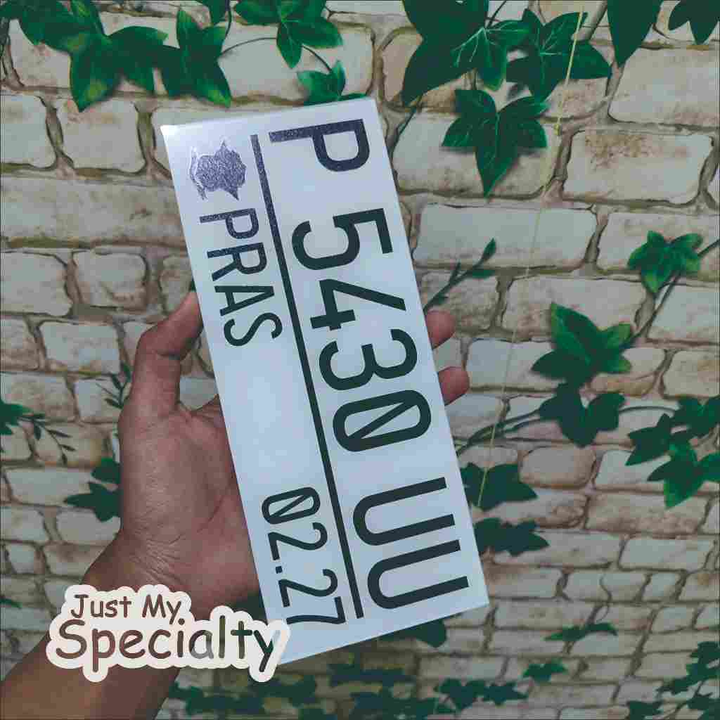 PLAT NOMOR COSTUM AKRILIK | PLAT NOMOR MOTOR COSTUM DESAIN | WARNA PUTIH DAN HITAM METALIC