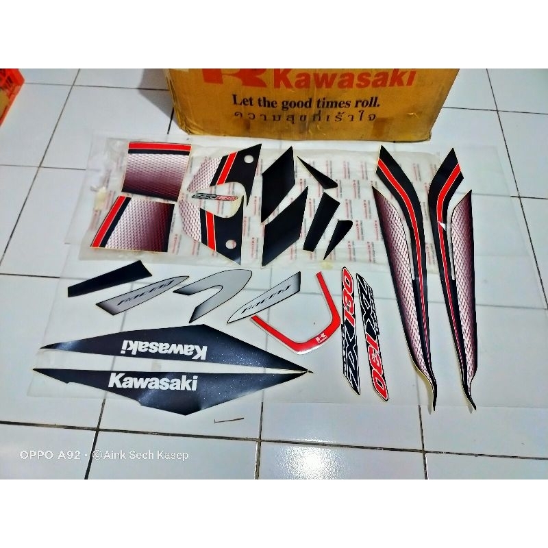 striping sticker zx130 hitam 2006 40143-0848