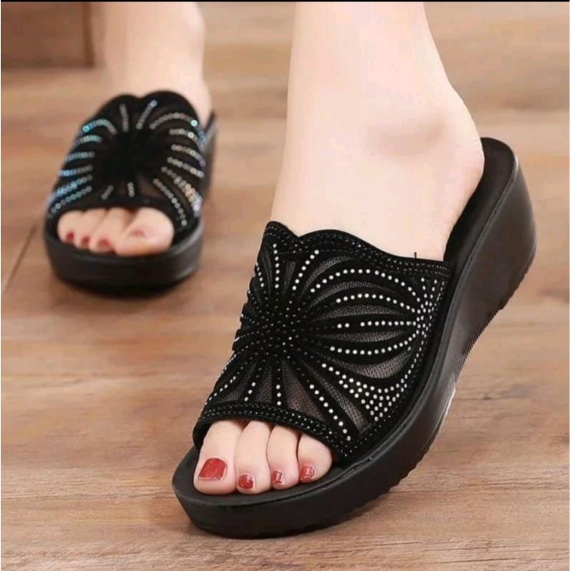 TERMURAH Sandal Wedges Slop Fhasion Model Andin Terbaru Sandal Pesta Wanita Sandal Slop Calbi Motif 
