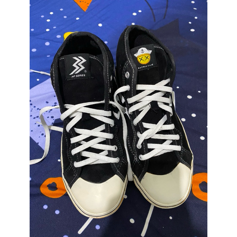 Sepatu Ariel Noah Geoff Max