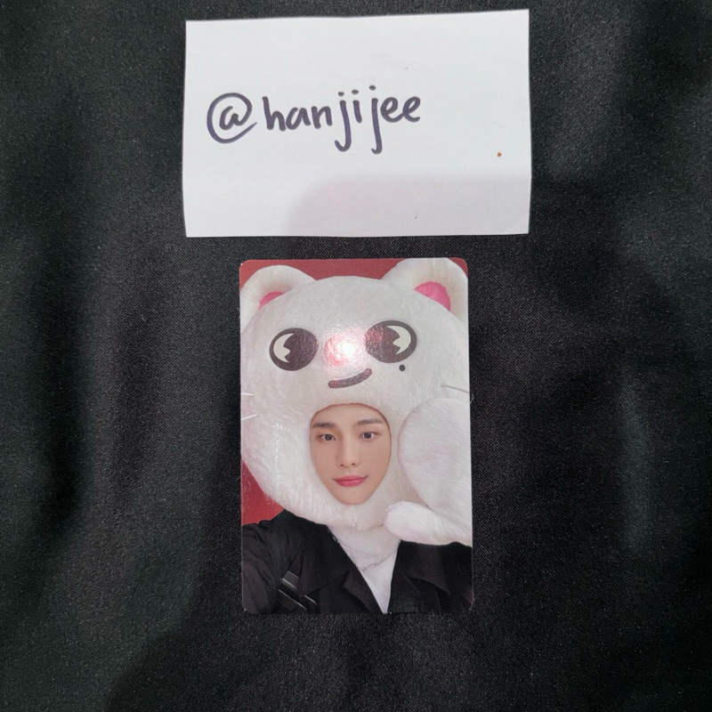 JYPShop Hyunjin Maxident (Badut)