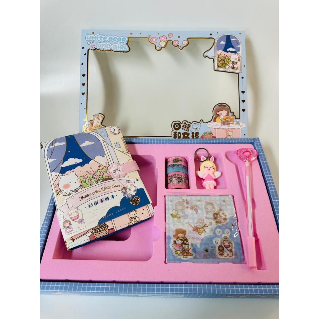 

Buku Agenda Motif Paket Gift Box 5in1 Set Tema White Bear And Girl Buku Catatan Diary