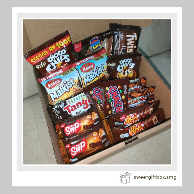 

GIFT BOX SNACK HAMPERS SIDANG / SEMPRO