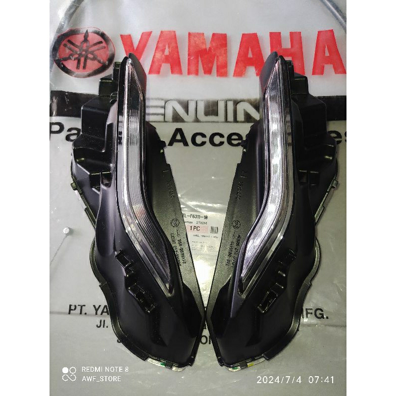MIKA KACA LAMPU SENJA YAMAHA R15 V4 ORIGINAL