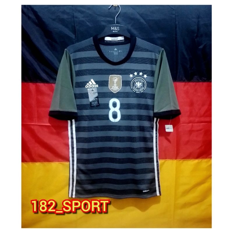 Baju Bola  Mesut Ozil  Adizero Jerman  2016