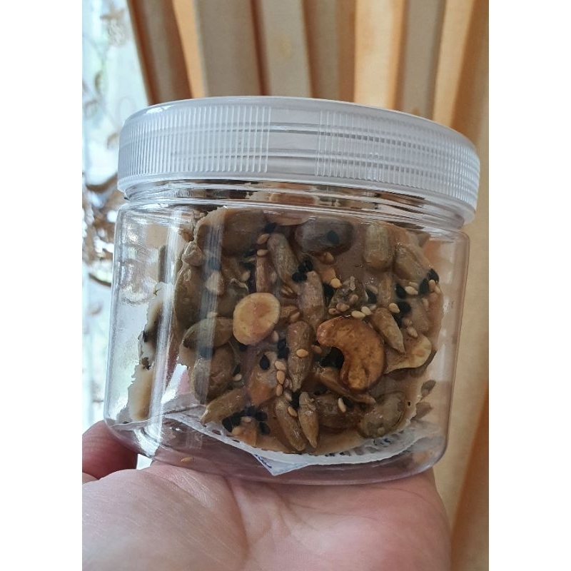 

mix nut (enting biji2an)