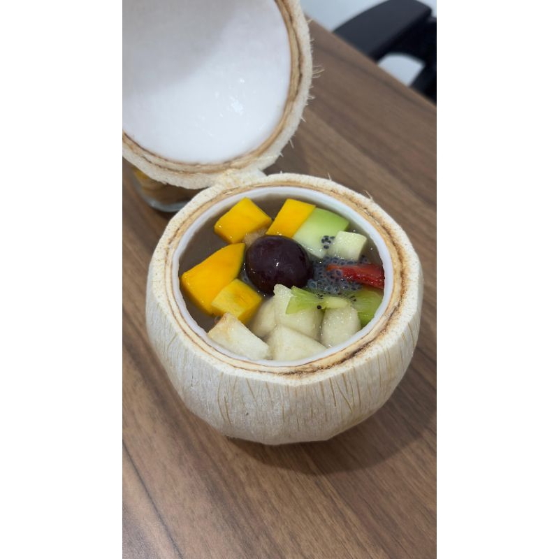 

Puding Kelapa Batok isi Jelly Nata De Coco dan Aneka Buah Segar / Buah Kelapa Full isi Aneka buah