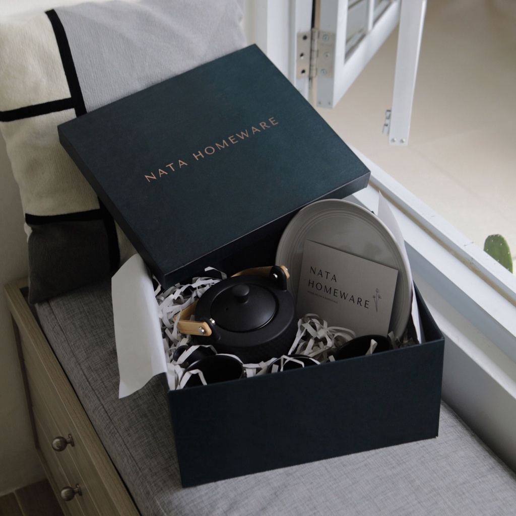 

DISKON AKHIR BULAN WRAPPING CORNER NATA HOMEWARE GIFT BOX KADO NATA HOMEWARE