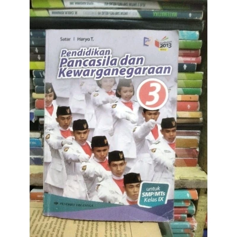 buku ppkn/pendidikan pancasila dan kewarganegaraan kelas 9/IX/3 smp mts erlangga revisi