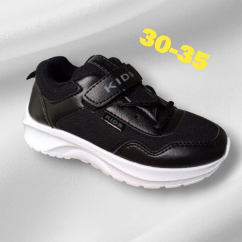 Sepatu Sekolah Anak SD / Sepatu Sneakers Hitam Putih Anak