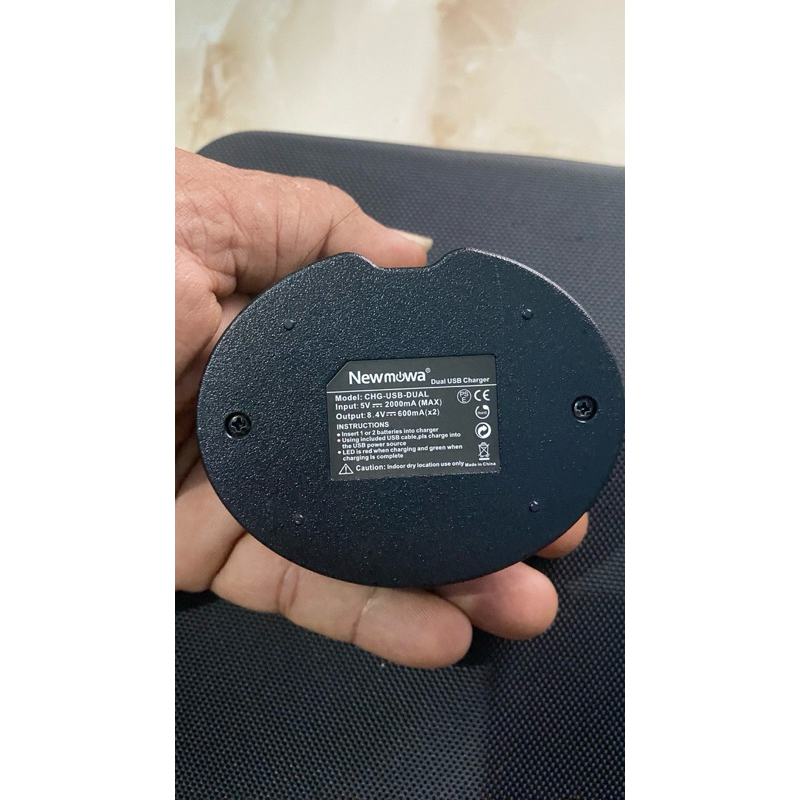 charger batrei kamera canon LPE5 for canon eos 450d,500d 1000d dll  cek type batrei paati sama