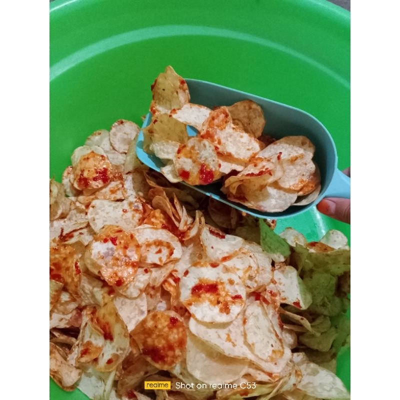 

keripik talas pedas(KERIPIK TEUCEE)