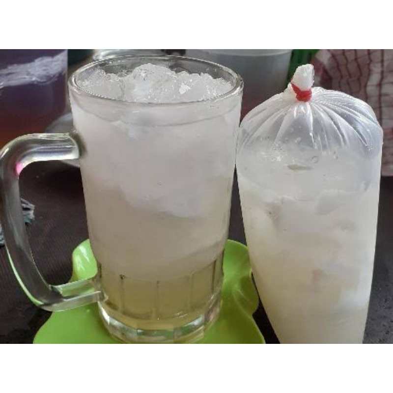 

Es degan/es kelapa muda fresh original segar (KHUSUS INSTAN)