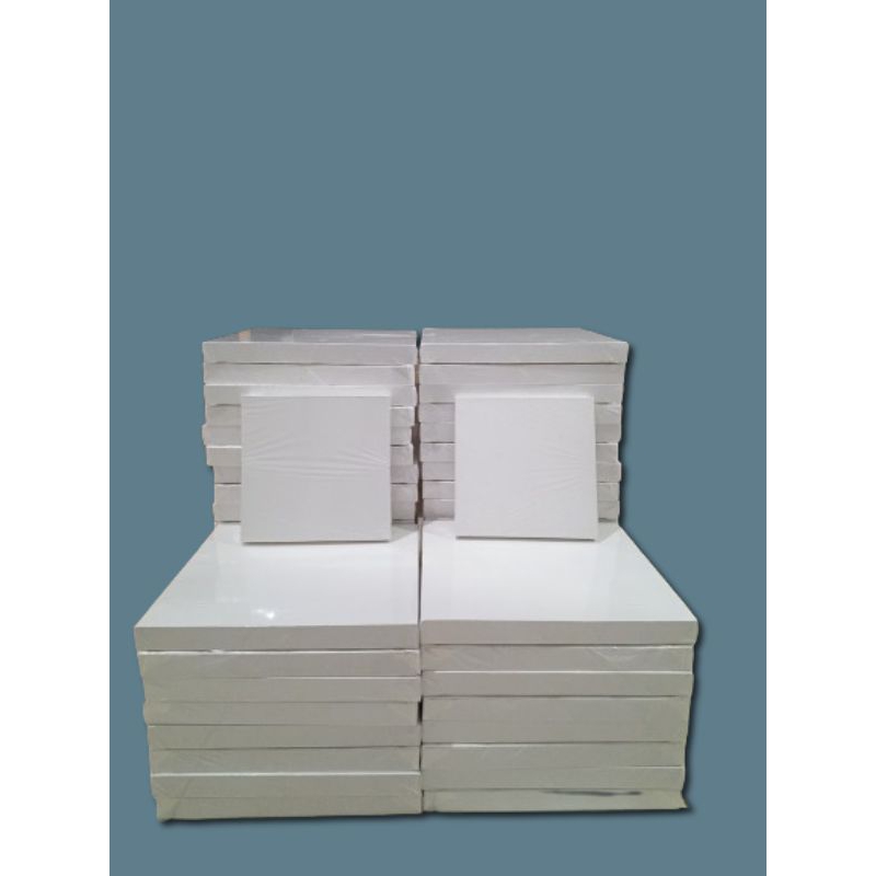 

Kanvas lukis ukuran 25cmx25cm