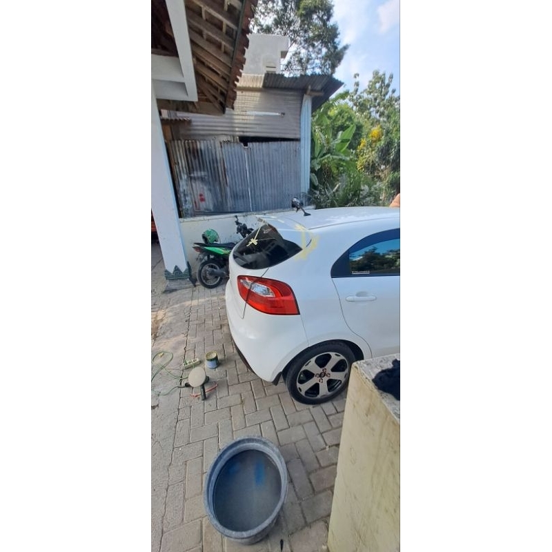 spoiler kia rio