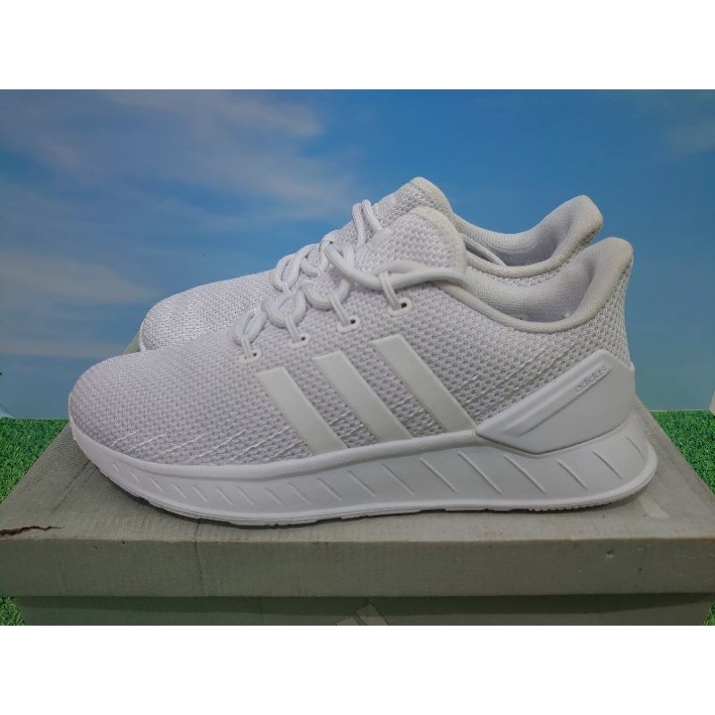 Sepatu Running Adidas Questar Flow NXT Original size 44 BNIB